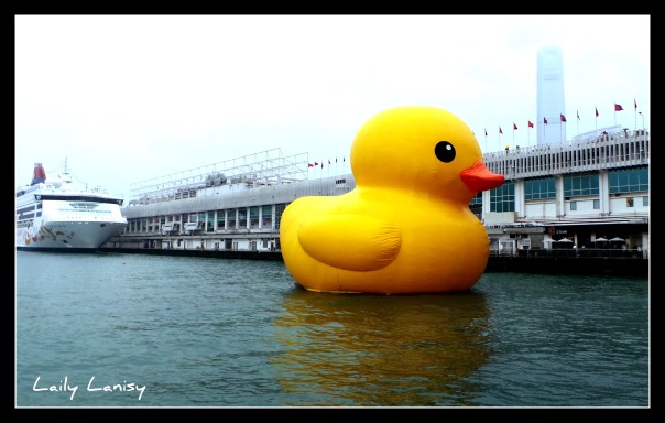 Giant Duck 2